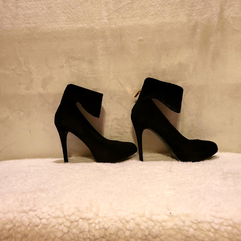 Jessica Simpson Black Kidsuede Pump W/ Sexy Ankle Strap ~ NWING Sz 7.5